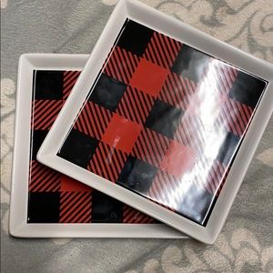 2 square glass plates